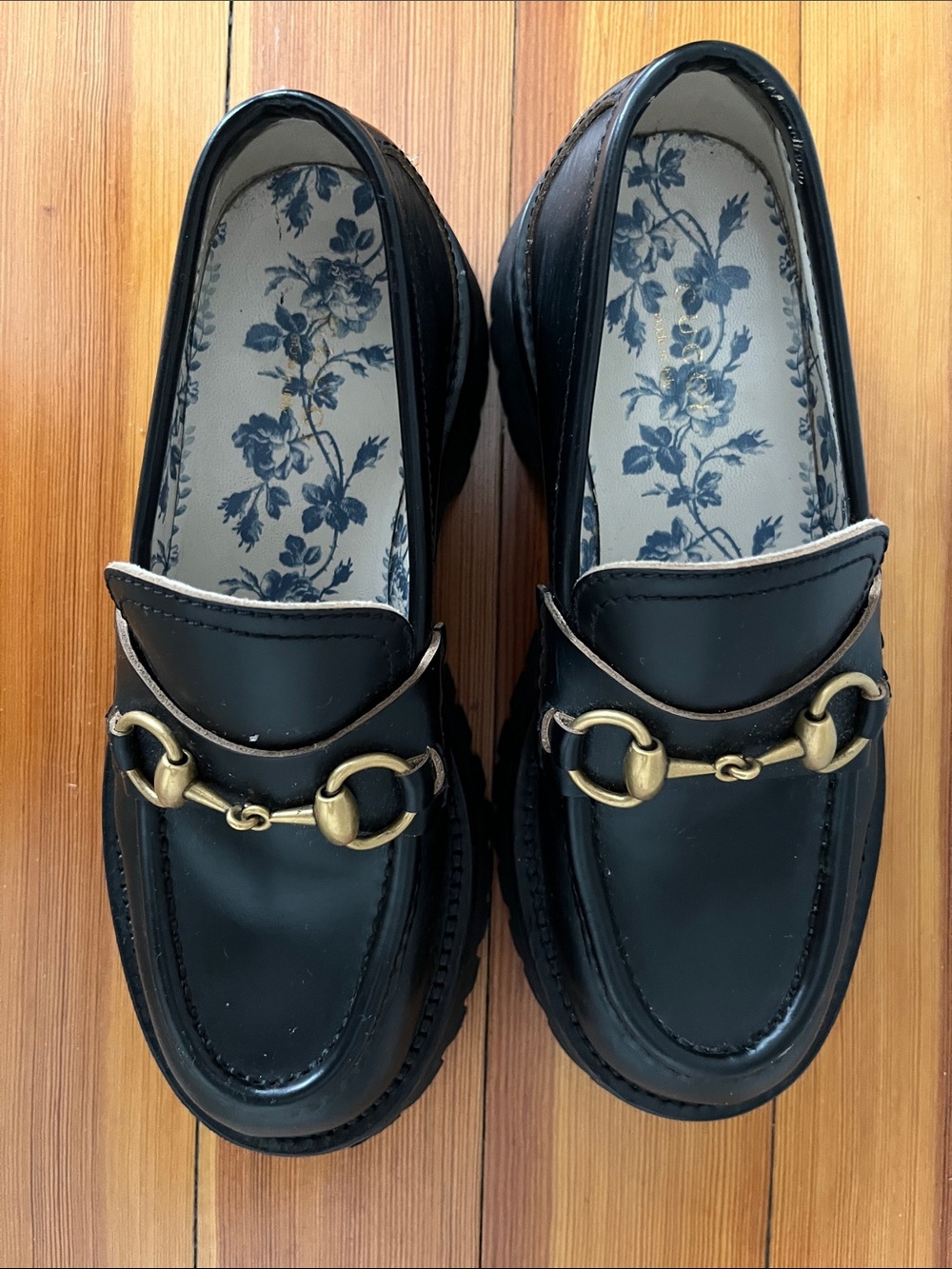 Gucci Black Leather Loafers - Picture 3 of 5